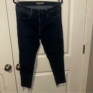 Levi’s 720 High Rise Super Skinny Crop